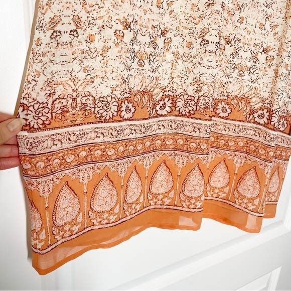 New Vince Camuto Mosaic Seas Popover Button Semi-sheer Blouse in Soft Cream - Picture 4 of 8